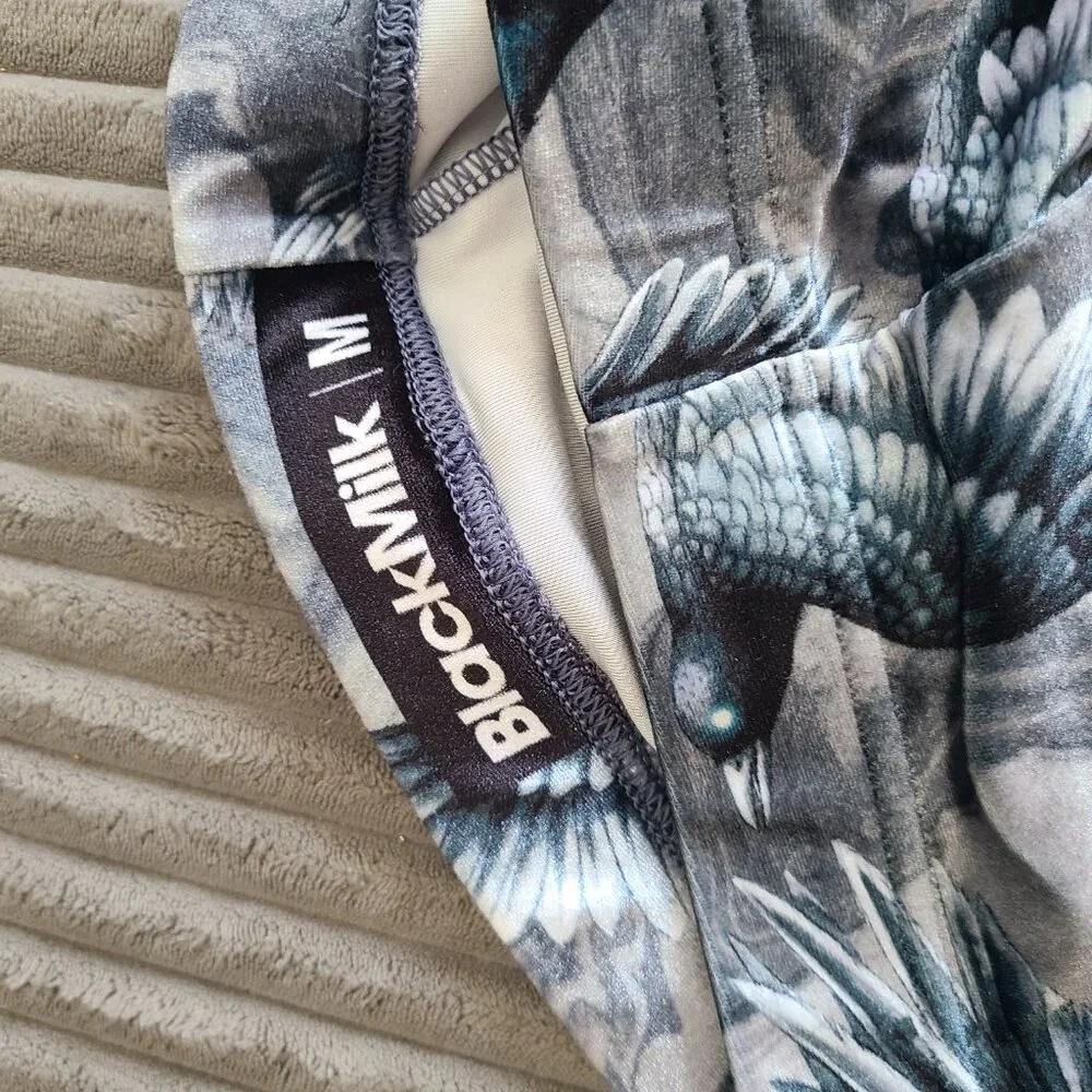 Blackmilk - Ravenous High Wasted Velvet Leggings - LIMITED M - Picture 2 of 2
